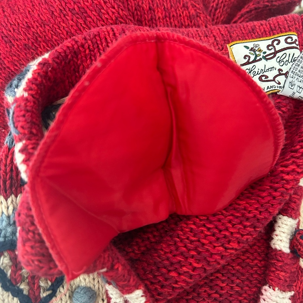 Heirloom Collectibles ⚜️ Red Cottage Themed Woven Vintage Cardigan Sweater - Picture 8 of 8